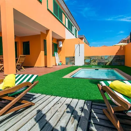 Village Semesterbostad